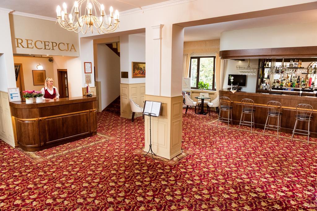 Hotel Arkadia Varsó Kültér fotó